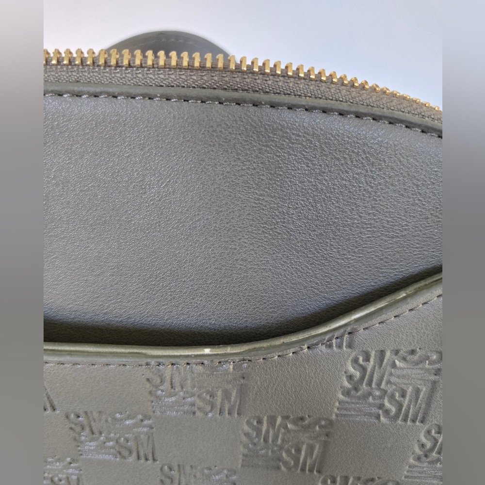 Steve Madden Olive Green Zip Top Minimalist Laptop / Computer Bag - Picture 10 of 11